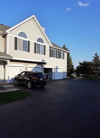 1st image of 1207 Sandhurst Ln #1207