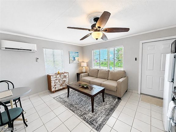 4th image of 2623 2nd St