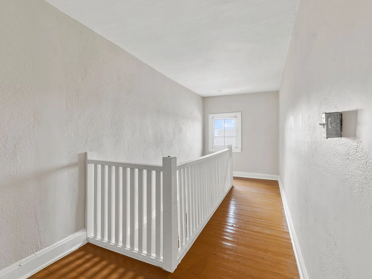 Historic Audubon Court — Photo 3