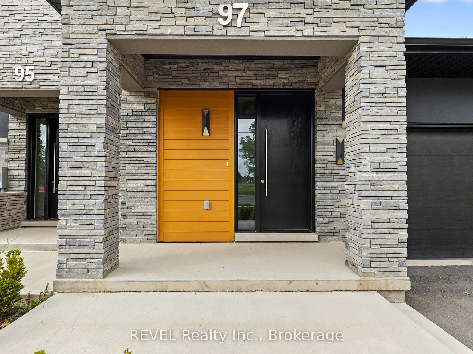 2 bed, $2,600 — Photo 4