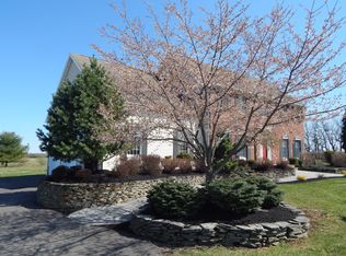 14 Nixon Farm Rd, Flemington, NJ 08822