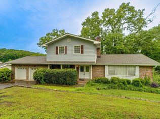 1315 N Glen Dr, Hixson, TN 37343