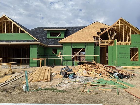 4th image of 2119 Garrett Dr