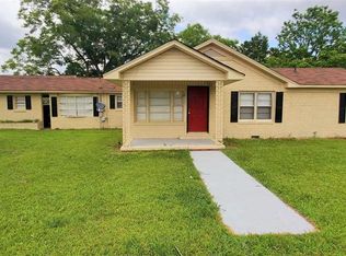 1360 N Matthews Rd, Lake City, SC 29560