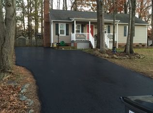 5107 Twelveoaks Rd, Midlothian, VA 23112