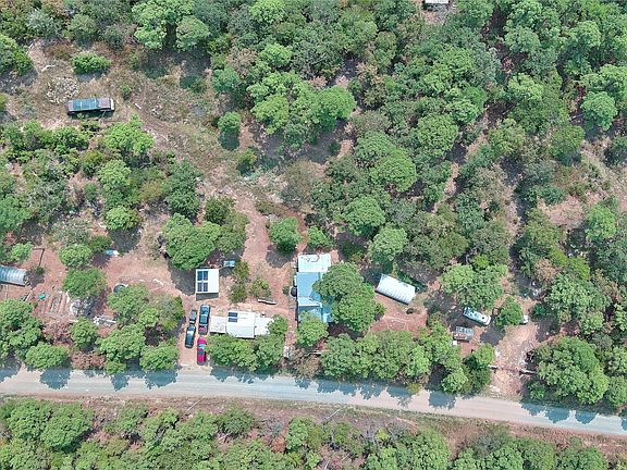 5th image of 1097 Flag Pole Rd