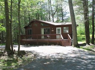 3166 Mohawk Trl, Tobyhanna, PA
