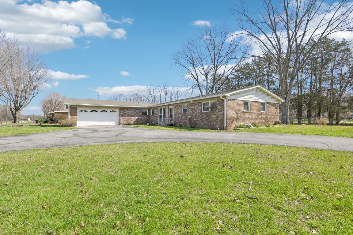 Allisonville Rd-S2503-001.jpg