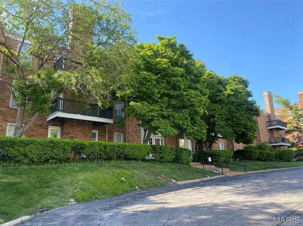 10381 Oxford Hill Dr APT 14, Saint Louis, MO 63146