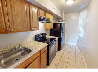 3063 30th St SE APT 1, Washington, DC 20020