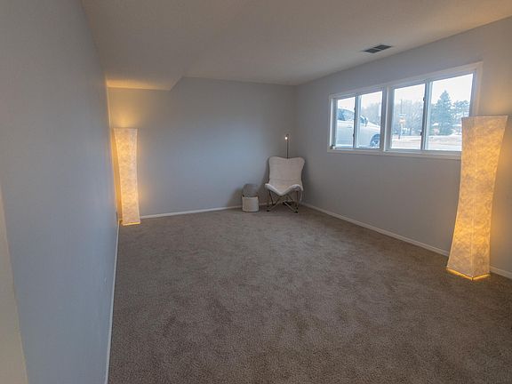 5th image of 1398 Sigfrid St E #1398