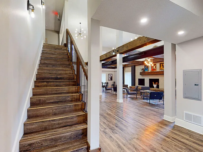 Azure Place Apartments — Photo 15