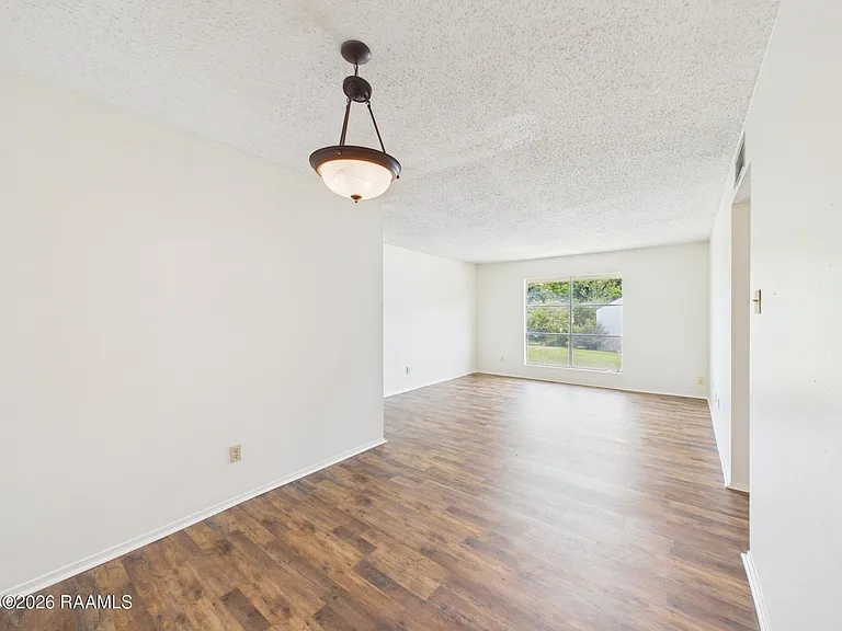 200 High Meadows Blvd #G1 — Photo 2