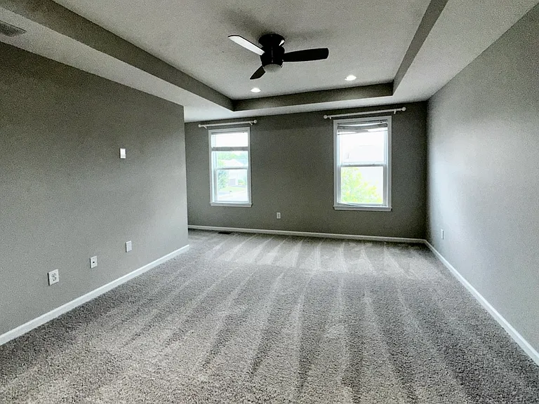 2195 Holiday Valley Dr — Photo 15