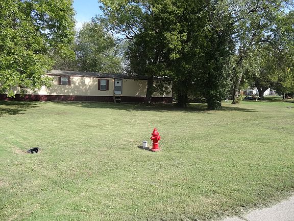 4th image of 401 Wyandotte Pl