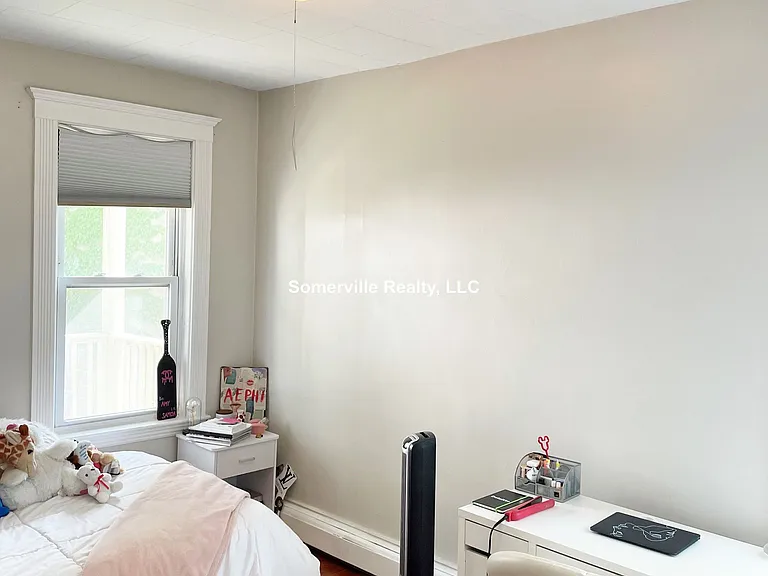 25 Ashford St #1 — Photo 18