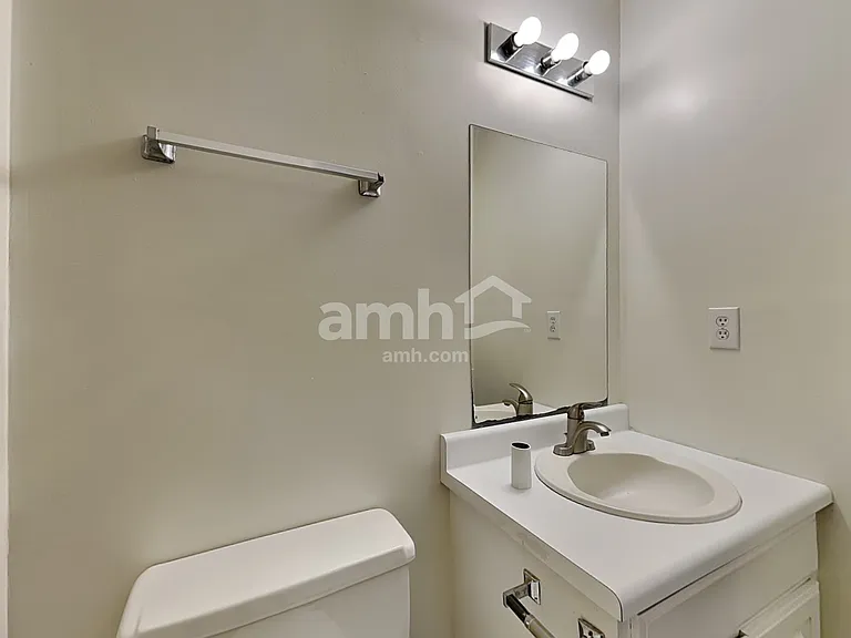 221 Dogwood Ave — Photo 11