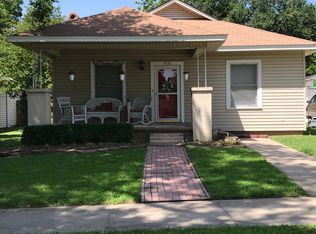 410 E 6th St, Claremore, OK 74017