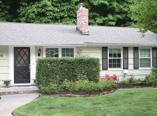 1100 Oak Ter, Lake Oswego, OR 97034