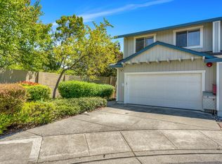 39 Meridian Cir, Rohnert Park, CA 94928