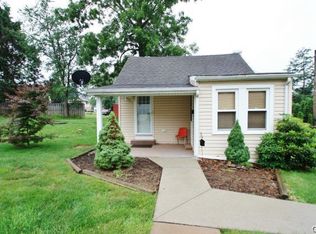 1121 Pike St, Easton, PA 18045