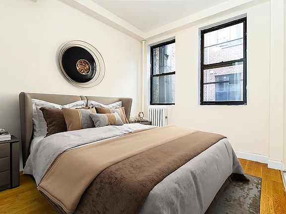 4th image of 231 E 14th St APT 2R