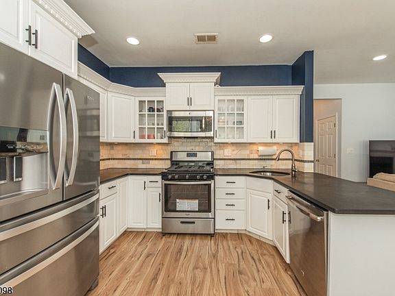 2nd image of 16 Indian Spring Dr