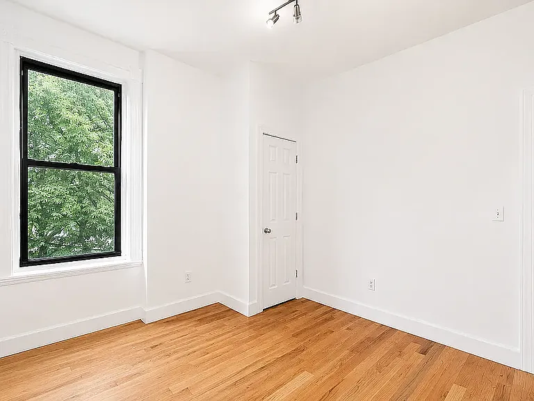 758 Marcy Ave #8 — Photo 10