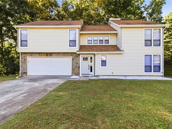 1492 Kelleys Close, Stone Mountain, GA 30088