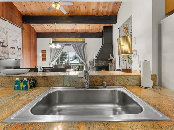 1001 Commonwealth Dr #101, Kings Beach, CA 96143