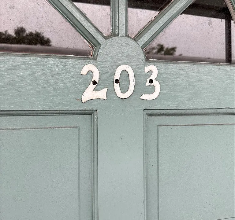 203 Golf Villas Ct NW