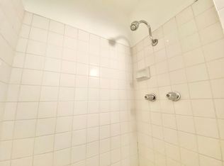 418 W Los Feliz Rd #1128, Glendale, CA 91204