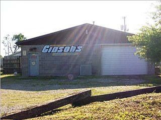 5th image of 3114 N Fulton Ave
