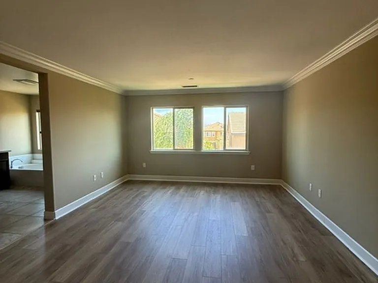 7036 Baneberry Ave — Photo 8