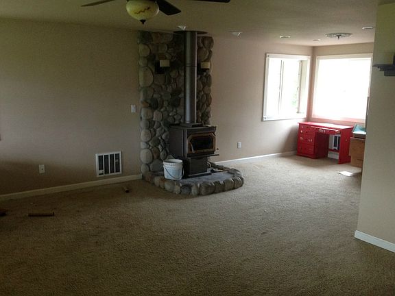4th image of 15502 96th Avenue Ct E
