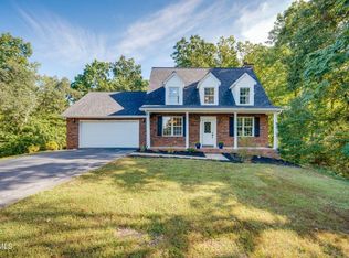 2324 Larry St, Kingsport, TN 37664