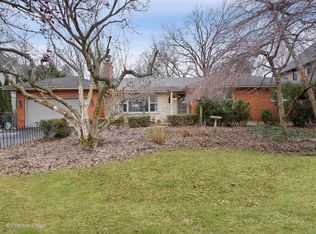 73 Sheridan Ave, Clarendon Hills, IL 60514