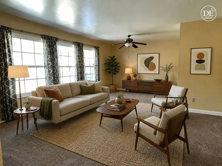 5532 Peacock Ln — Photo 3