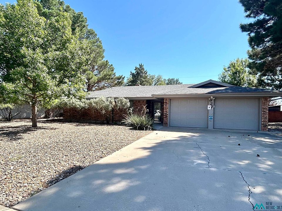 1st image of 927 W Cochiti Ave