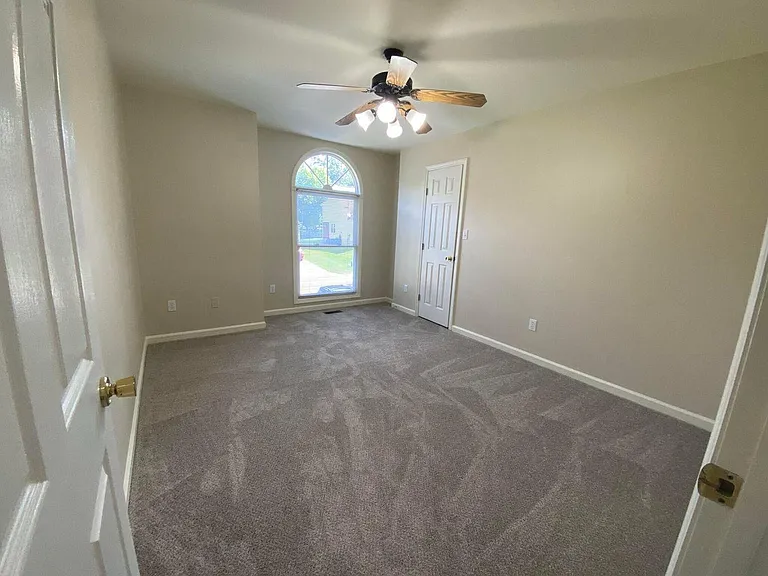 2707 Dee Peppers Dr — Photo 21
