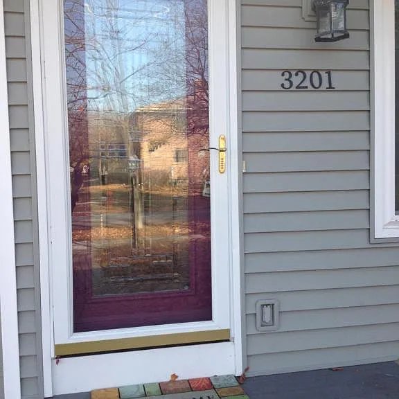 3201 Merrill Ave — Photo 2