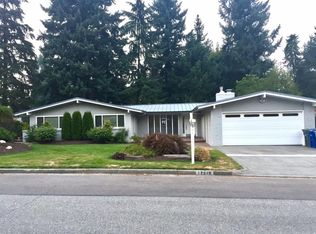 12516 SE 49th St, Bellevue, WA 98006