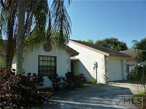 1st image of 5689 Strawberry Lakes Cir