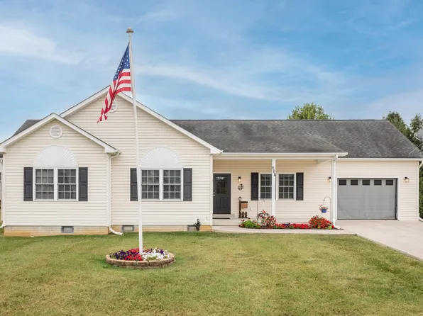 490 Leola Loop, Stanley, VA 22851