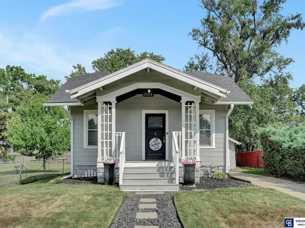 3926 Garfield St, Lincoln, NE 68506
