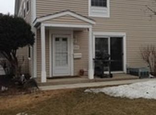 755 Gee Ct #67B, Wheeling, IL 60090