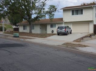 9677 E Hartland Cir, Santee, CA 92071