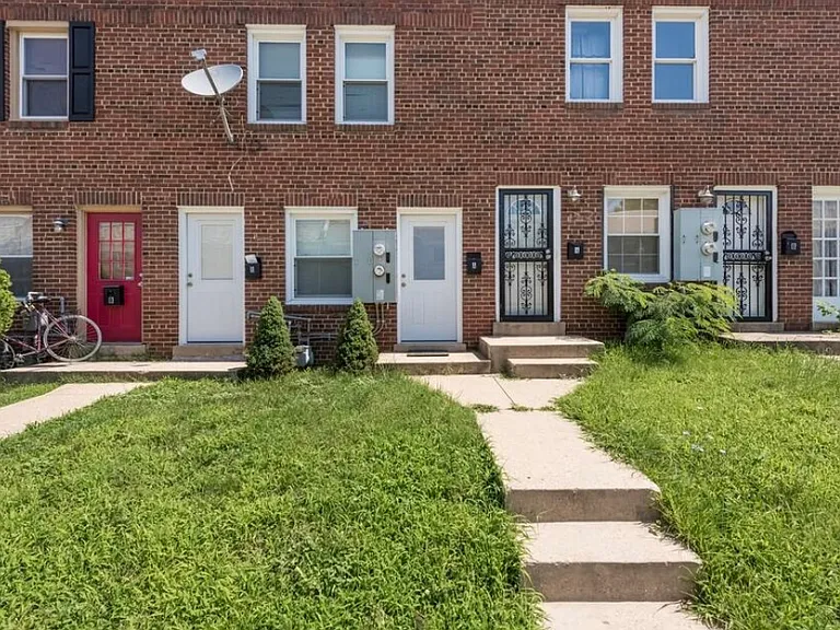 1228 Simms Pl NE #A — Photo 10