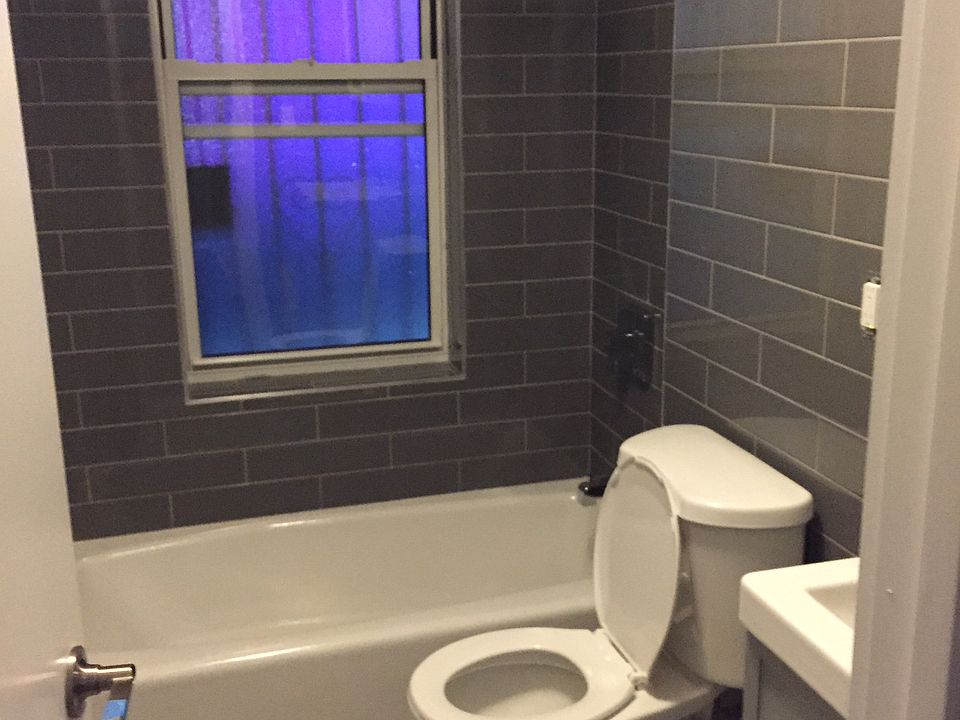 1st image of 400 W 128th St APT 20A