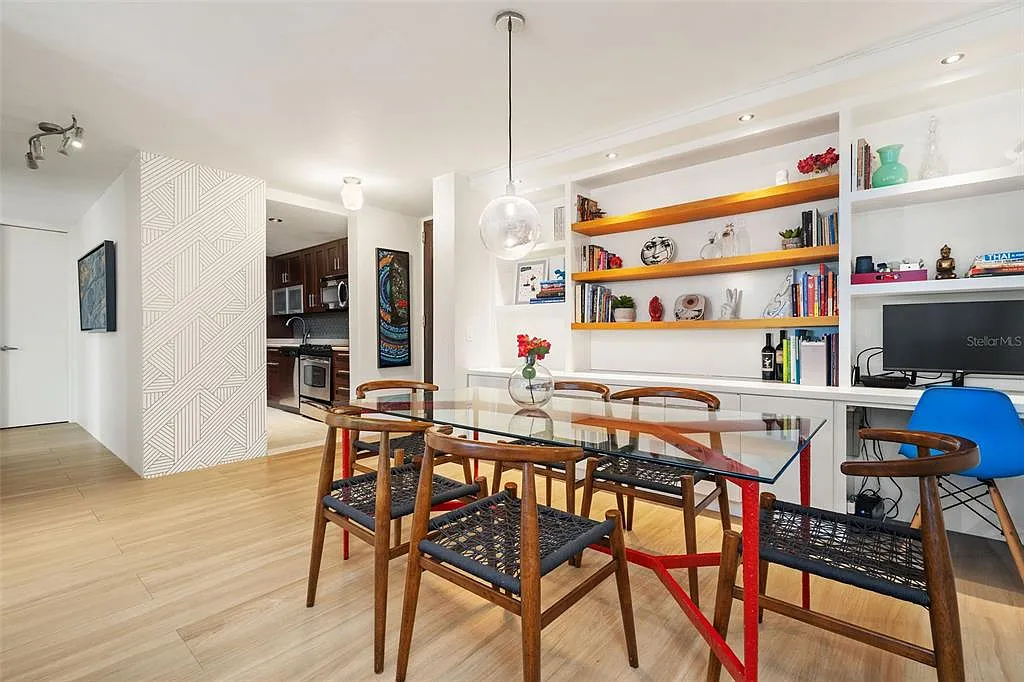 2 bed, 1.0 bath, 1200 sqft, $3,000 — Photo 2